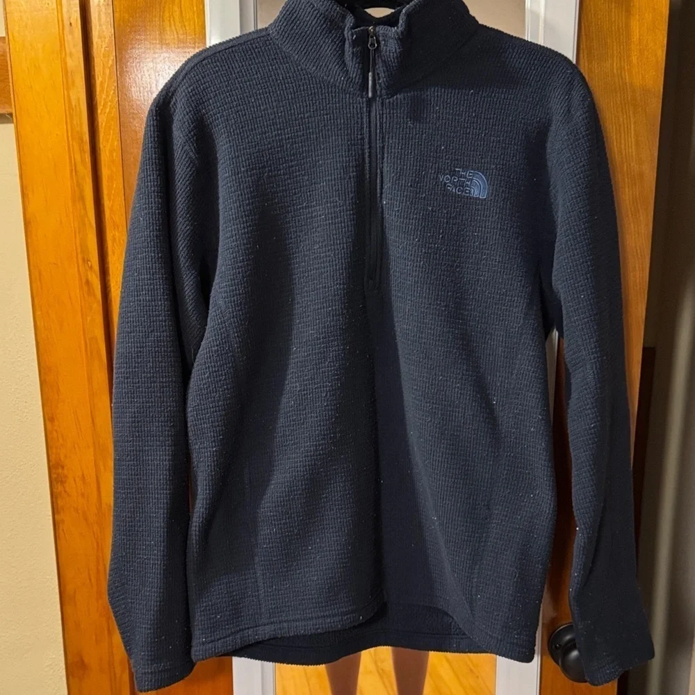 The North Face Navy Blue Quarter-Zip Sweatshirt